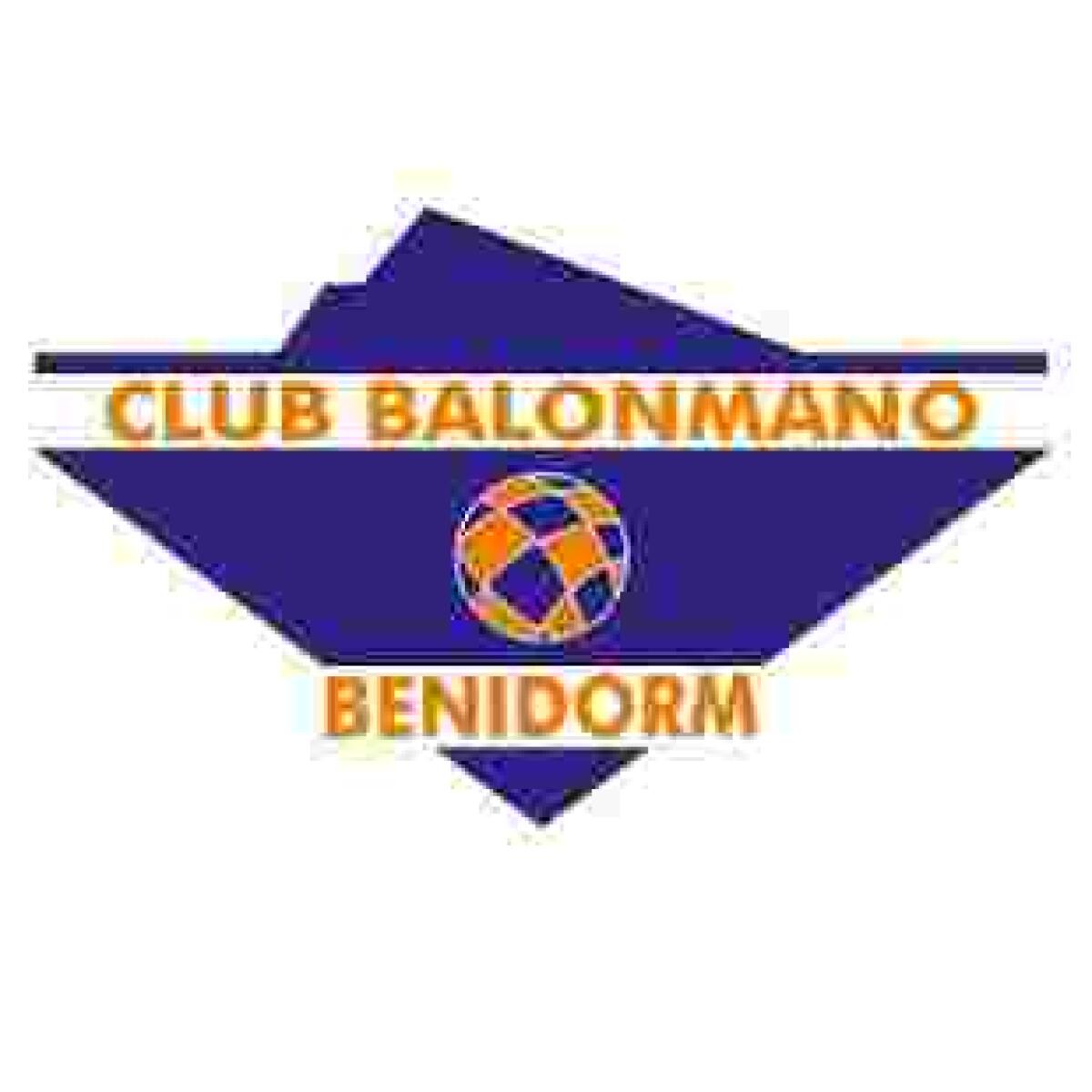 El Club Balonmano Benidorm presenta la campaña de abonos para la temporada 2018-2019