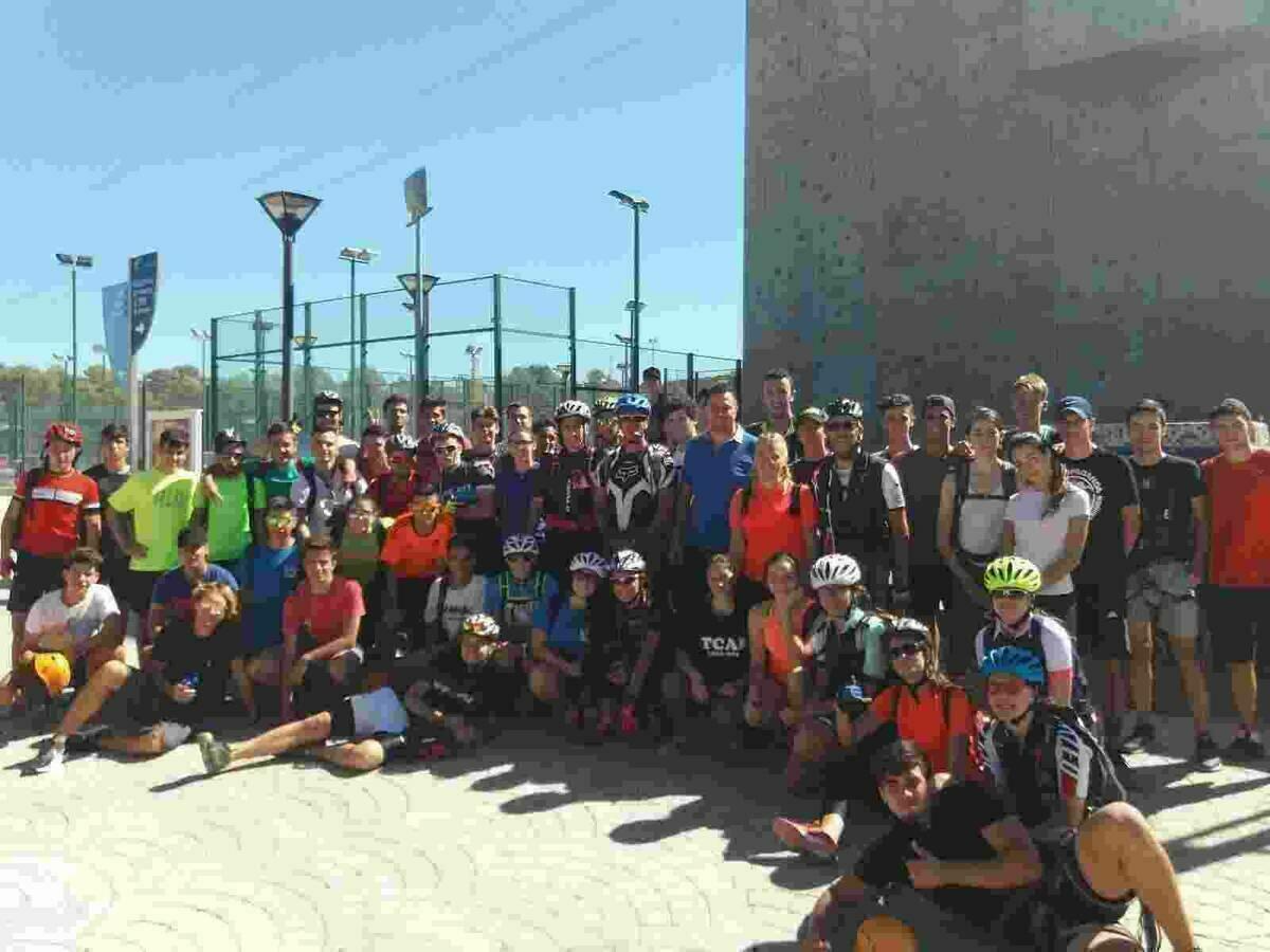 56 alumnos de Instituto Chabás de Denia  practican “deportes de aventura” en La Nucía