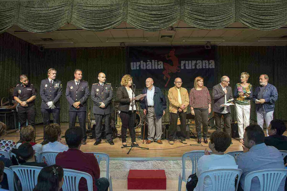 Callosa d’en Sarrià premia a personas destacadas del municipio con motivo del 9 d’Octubre