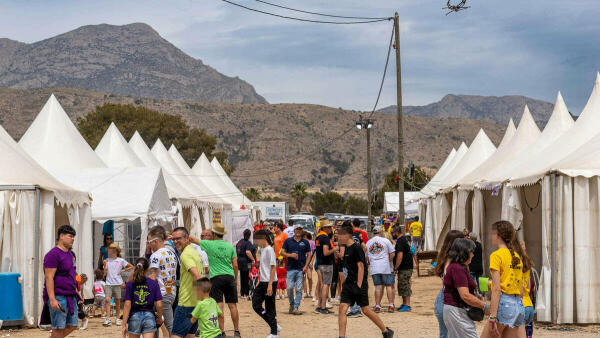 Cerca de 4.800 peñistas participan este fin de semana en la Acampada de Peñas